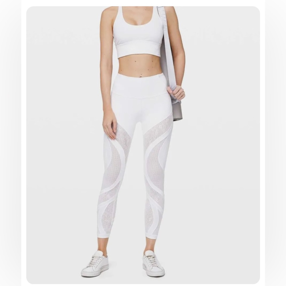 Lululemon White Lace Cropped Leggings, Size 6